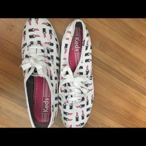 Lipstick design Keds